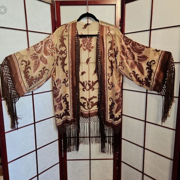 Beautiful Sheer Floral Open-faced Silky Hand Embroied Cardigan - Picture 1 of 10